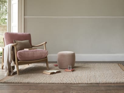 543696-537463-woolly-jute-rug-in-grey-with-squishbag