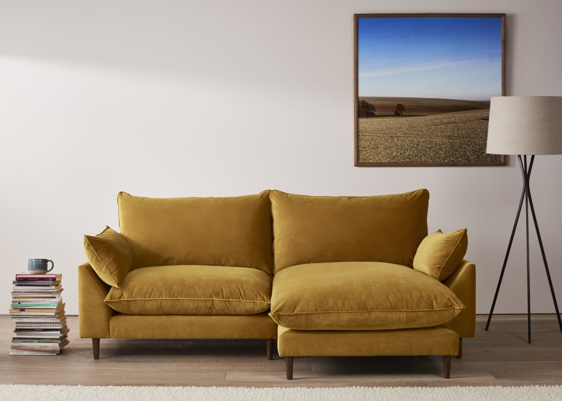 Slow Riser Chaise Sofa Comfy Retro Classic Chaise Sofa Loaf