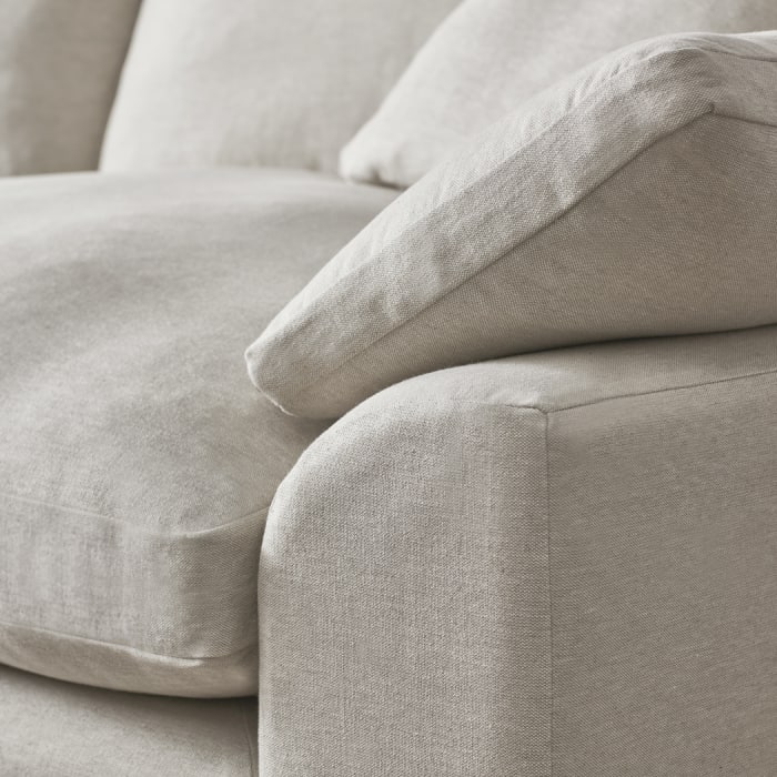 577798 cuddlemuffin chaise sofa detail 001 cropped