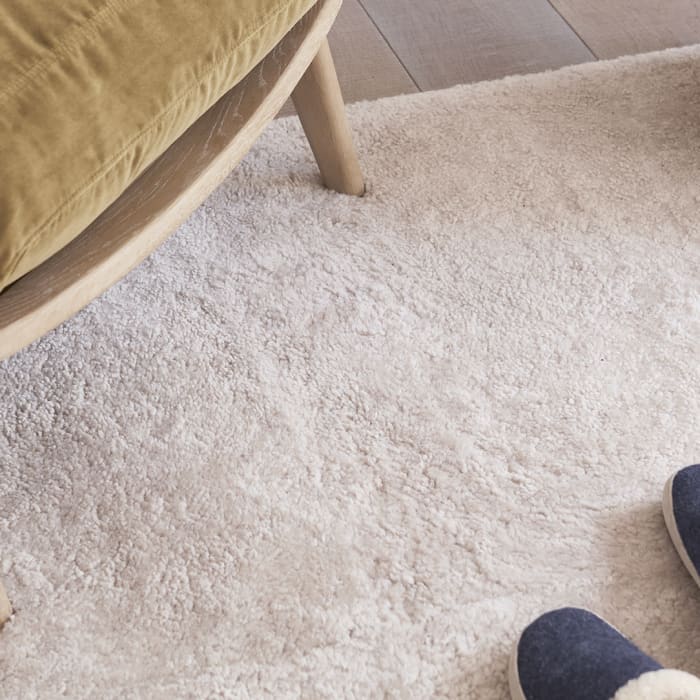Shearer Sheepskin Rug - 170cm x 240cm - Natural