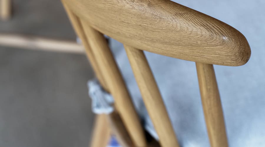 Drummer Stools Birthday Candle Blue Linen 72-DPI DSF7341 ef V1