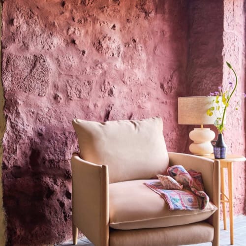 The Victorians believed that sea air had healing properties. Join our petition to make beach house holidays free on the NHS ☀️🌊🐚

Beach house style, British summertime, Holiday at home, Colourful home, Colour inspiration, Sofa inspiration, Armchair goals, Home decor, Slow living, Home comfort, Laid-back living, joyful interiors, Summer colour palette