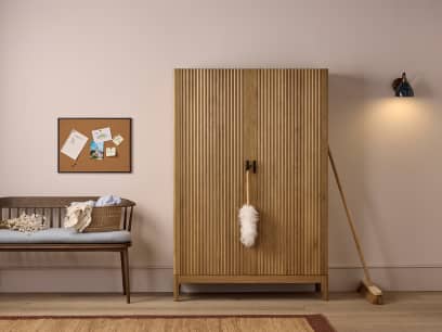 ITEM-002185 KEEPER BIG LAD OAK CUPBOARD LIGHT OAK hover 72dpi