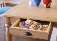 Baker Table Light Oak 006 LR