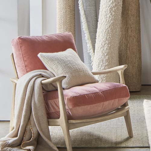 We've loafed up this old-school chair with our signature squish. Give your Squishbag occasional chair a pop of pink with our removable covers in Flushed Cheek clever velvet. ⁠