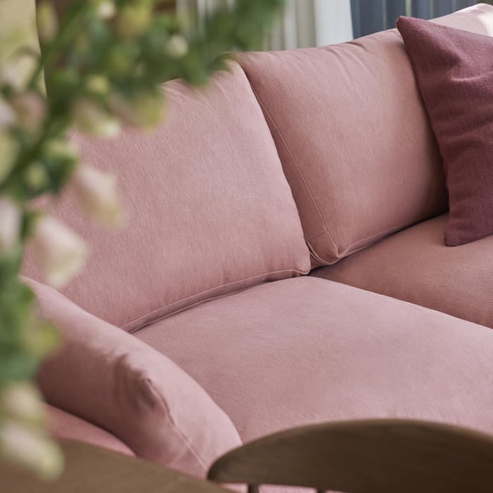 Groover Chaise Sofa in Strawberry Milkshake Pink Linen