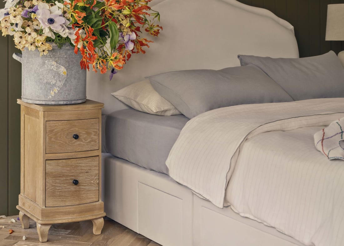 Sugar Puff Bed Passing Cloud Velvet 72-DPI DSF7214 ef V1