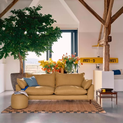 One flower. Unlimited stems. What’s filling the house?