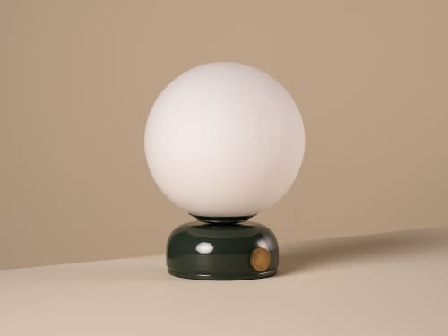 Mooner No Strings Rechargeable Table Lamp - Standard - Grass Clippings - Green