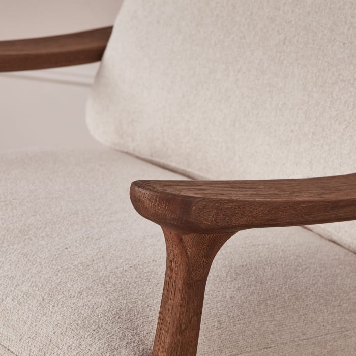 SQUISHBAG ARMCHAIR DARK OAK DETAILS 002 crop