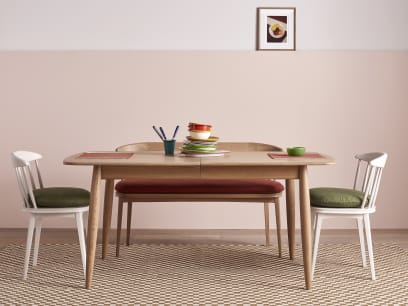 Chinwag Kitchen Table Non-extended in Light Oak