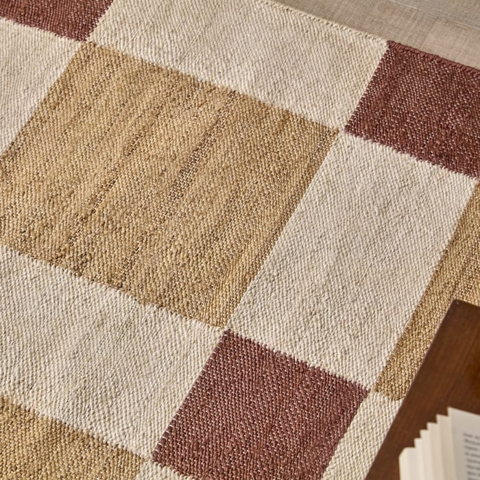 Hatchy Jute Rug in Whipped Cream White