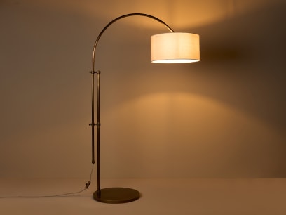 Idler Large Floor Lamp Antique Brass On 72dpi