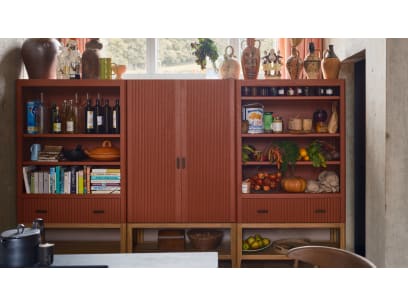ITEM-002295 KEEPER DOUBLE SHELFIE ABD LEGSIE SET WOODEN DOORS BROKEN POT BANNER1