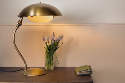 Shop lighting