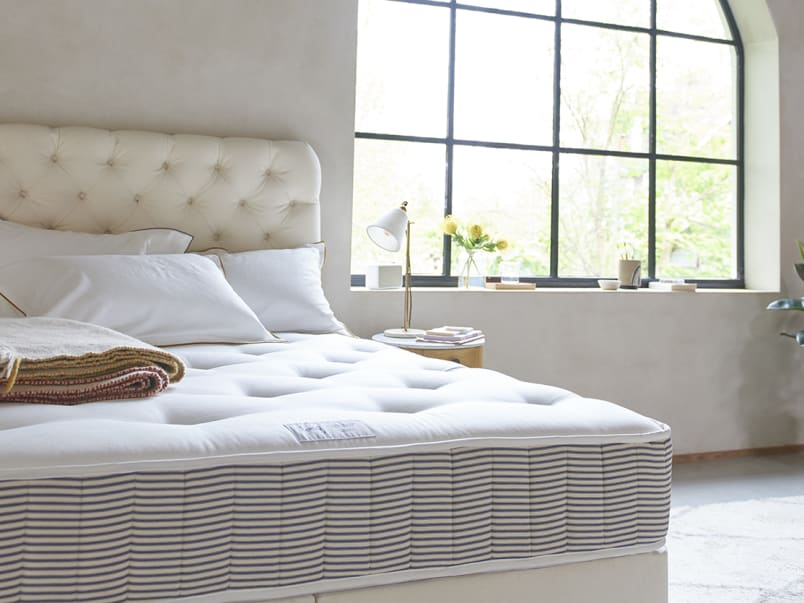 Handmade Pocket Sprung Mattress Spare Room Mattress Loaf