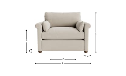 24 Queenie LoveSeat 01