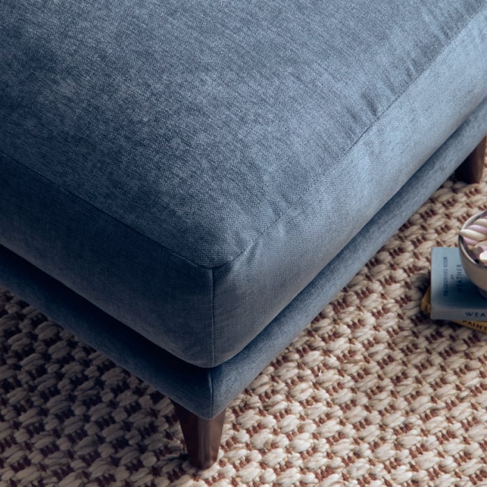 BASECAMP FOOTSTOOL
