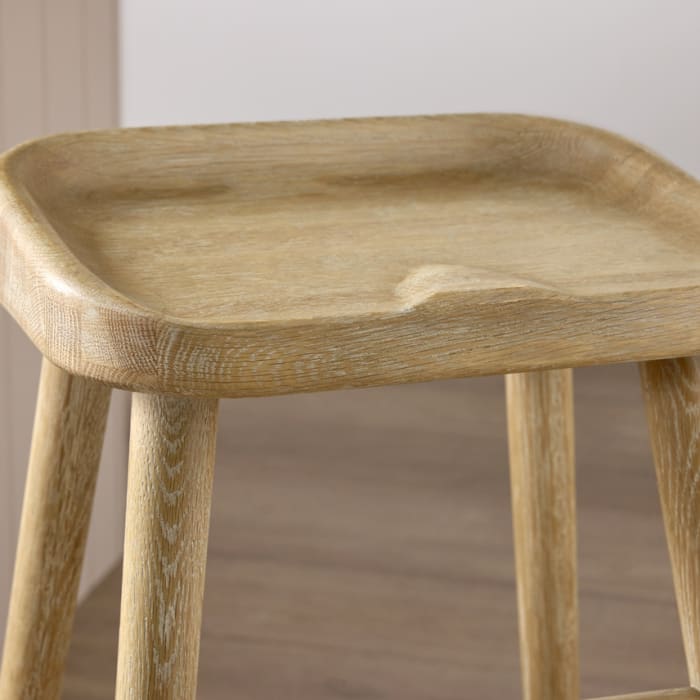 BUMBLE STOOL LIGHT OAK 22 1