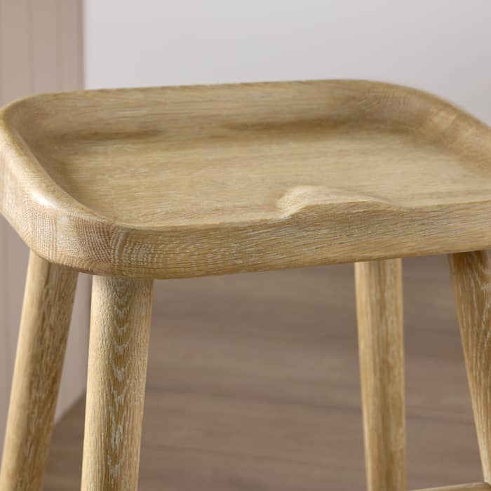 BUMBLE STOOL LIGHT OAK 22 1