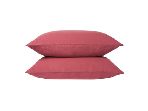 Lazy Linen Set of 2 Pillowcases - Standard - Raspberry Fool