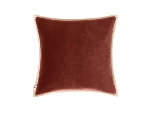 Bordy Edge Velvet Cushion 43 x 43 cm in Brown