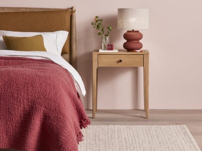 Hide Sleek Side Table in Light Oak with the Bagel Bed