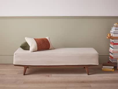 Tip Top Daybed with Covers in Dark Oak