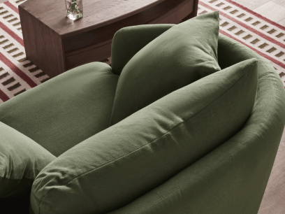 Curvella Love Seat