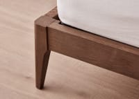 Spindle Bed in Dark Oak