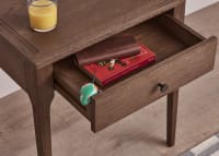 Hide & Sleek Side Table