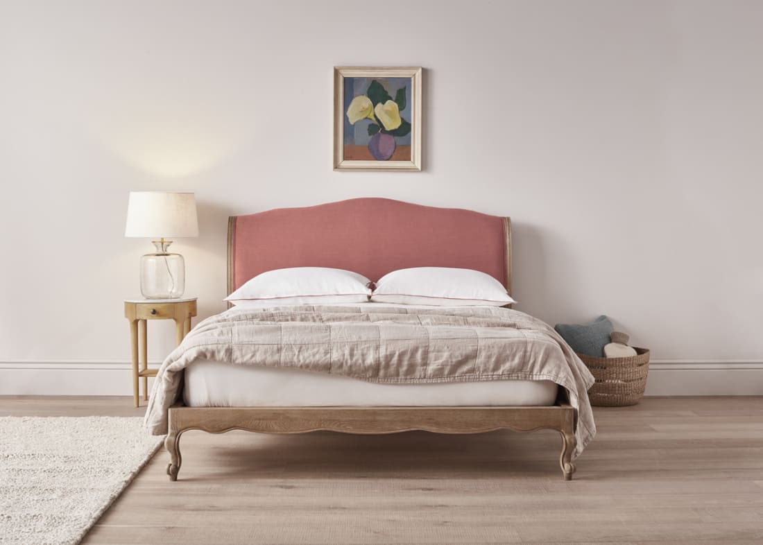 Coco Bed in Strawberry Milkshake Pink Linen