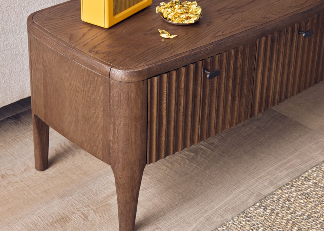 Heyday Media Unit in Dark Oak
