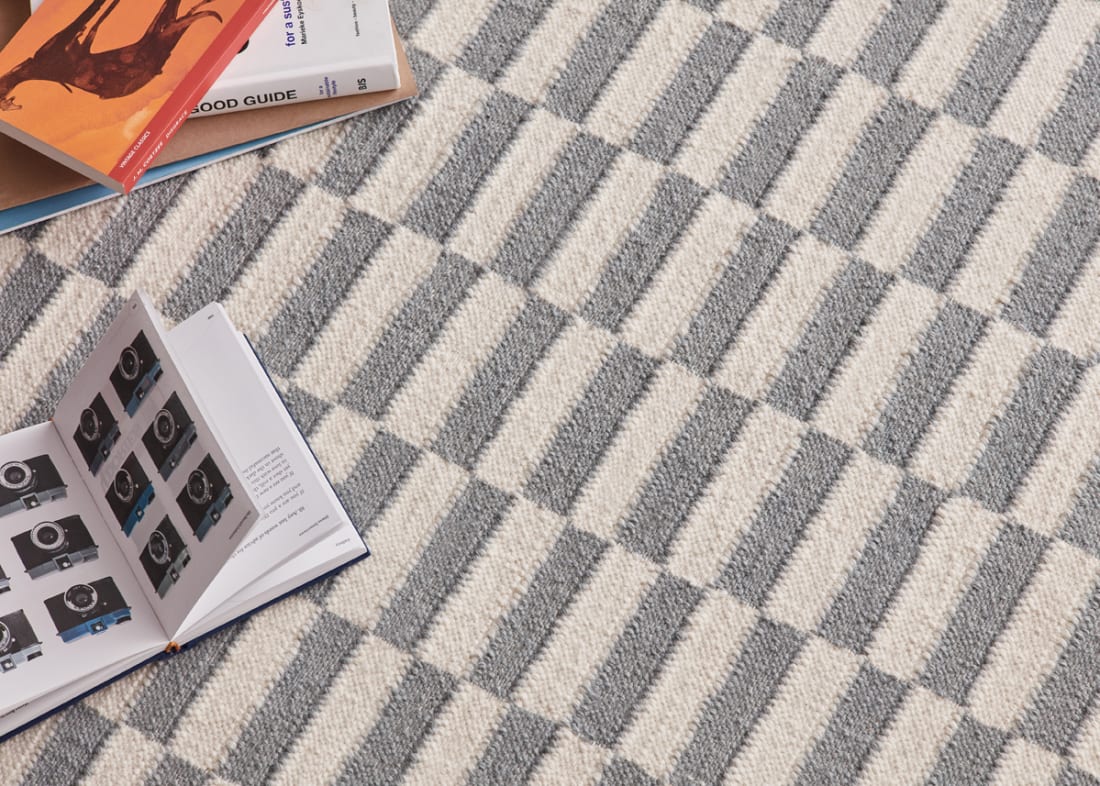 Jengy Wool Rug - 140cm x 200cm - Pale Blue and Chalk