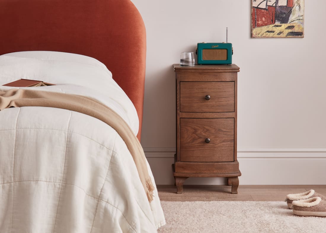 Bastille Side Table in Dark Oak with the Monroe Bed