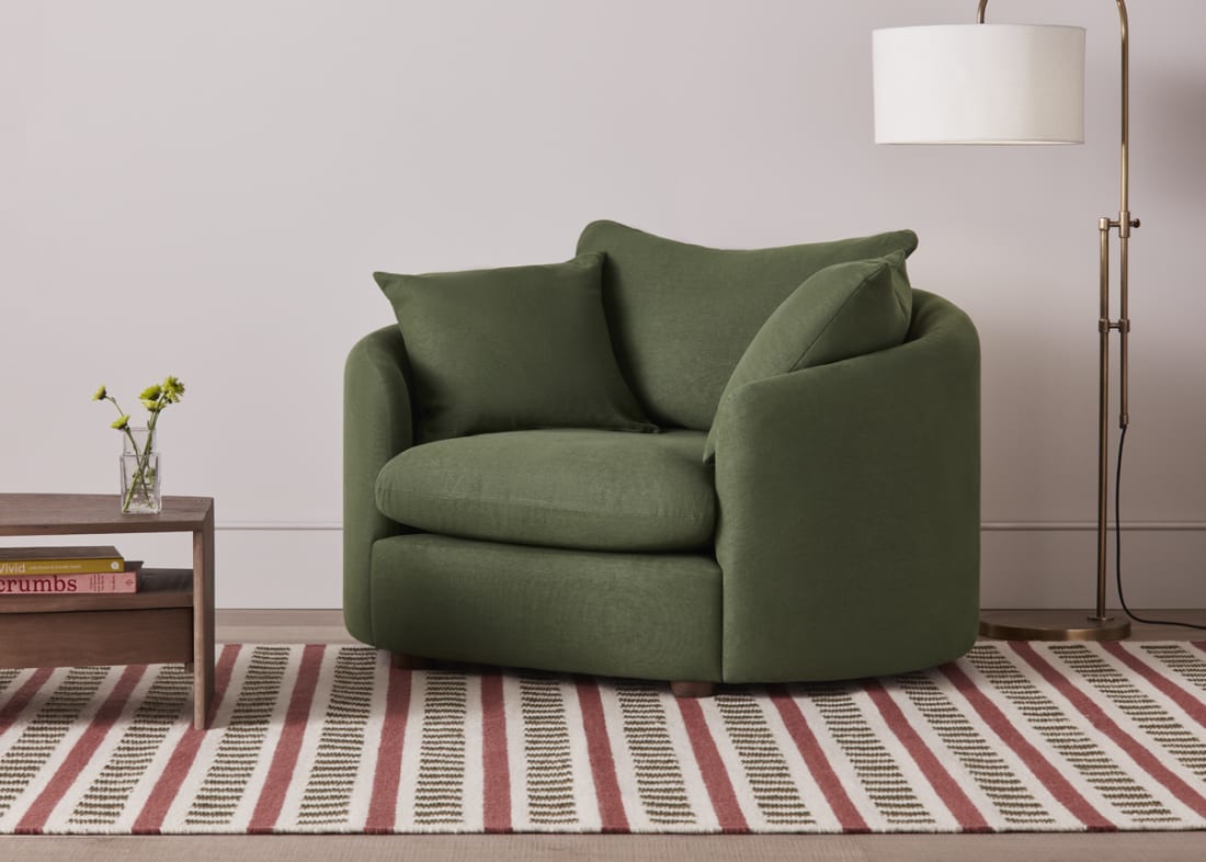 Curvella Love Seat in Grass Clippings Green Linen