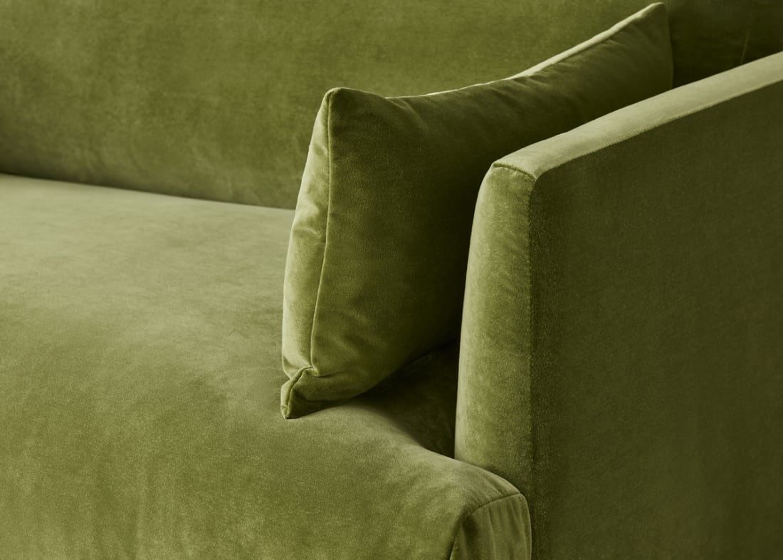 Jeffers Love Seat in Grass Clippings Green Velvet