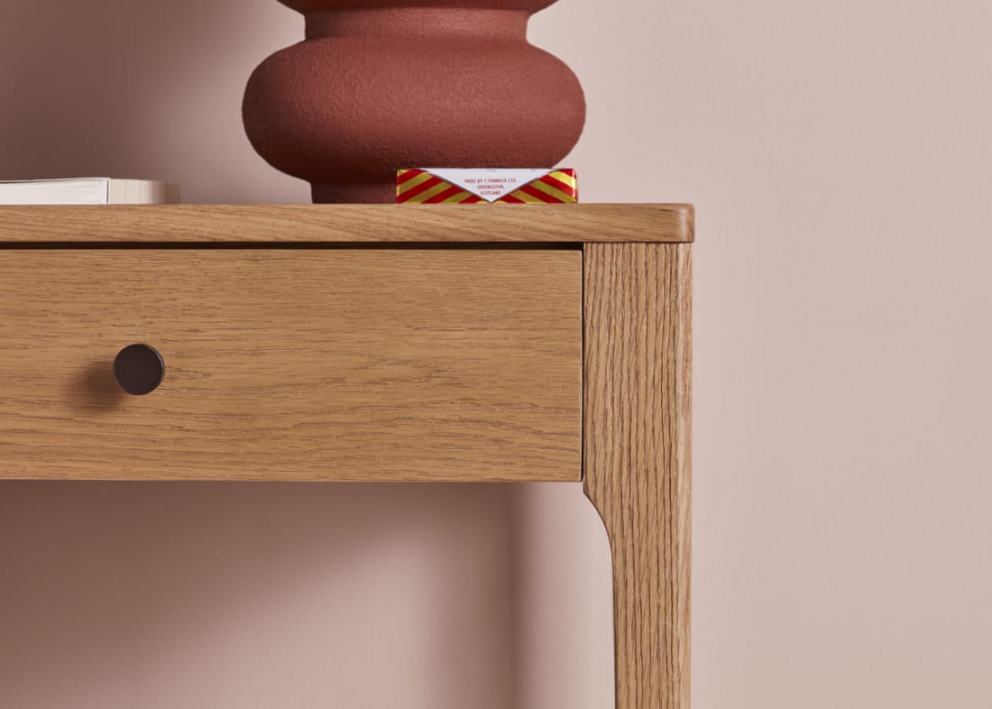 Hide & Sleek Side Table in Light Oak