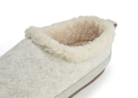 Size 10 Snuggins Snugback Slipper in Oat
