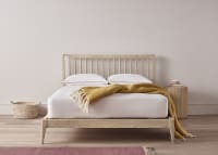 Spindle Bed in Whitewashed Oak