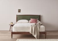 Bagel Bed in Warm Ash