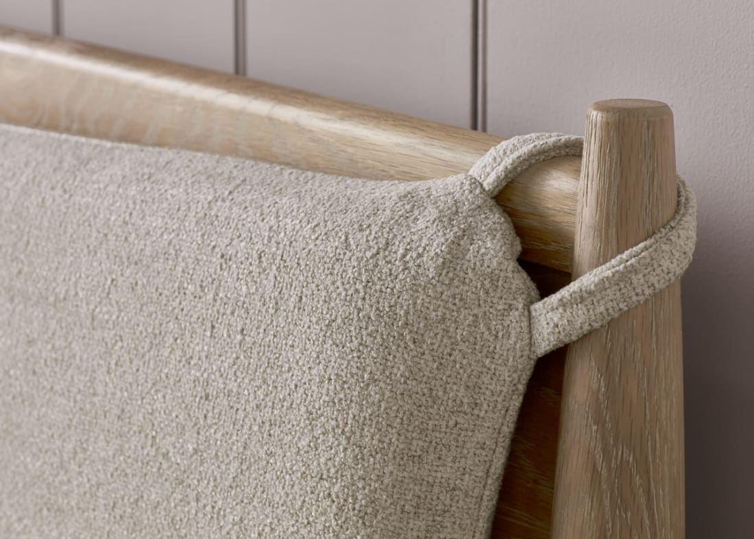 Bagel Bed in Whitewashed Oak in Whipped Cream Clever Boucle