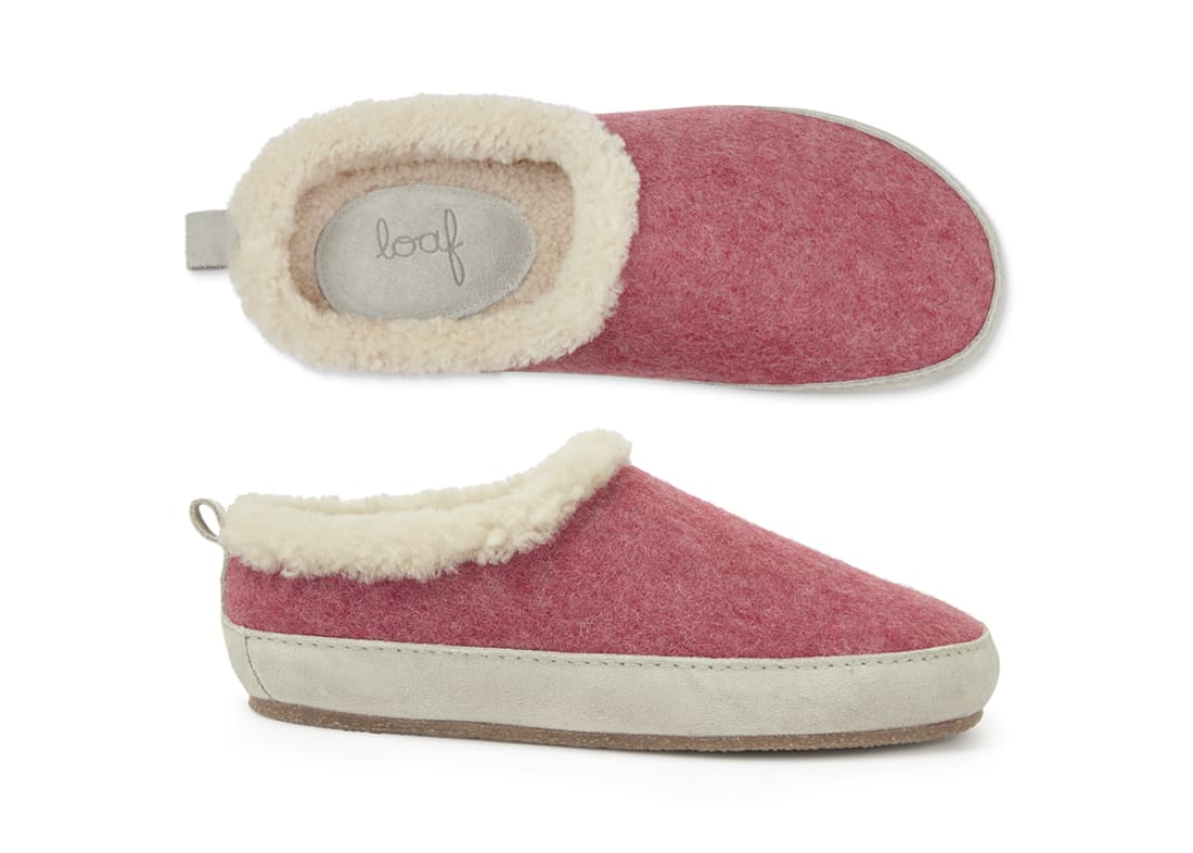 Size 10 Snuggins Snugback Slipper in Berry