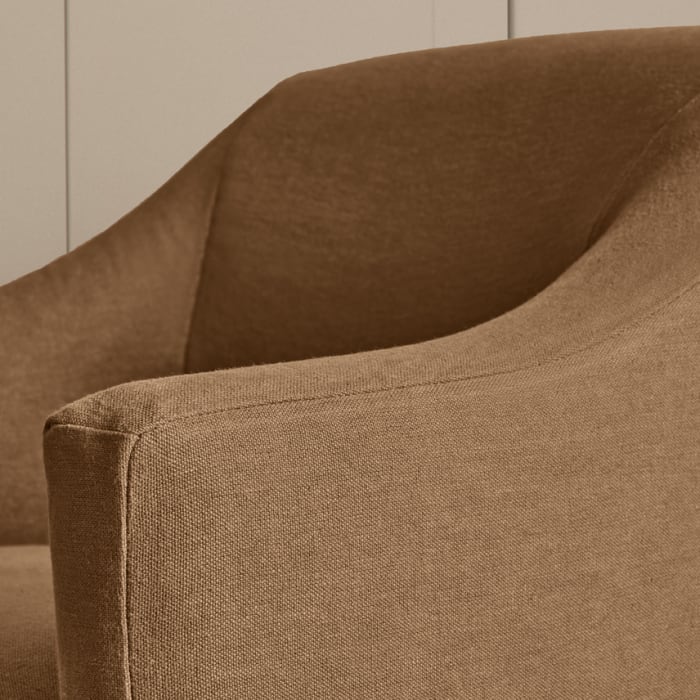 DAPPER CHAIRS 03