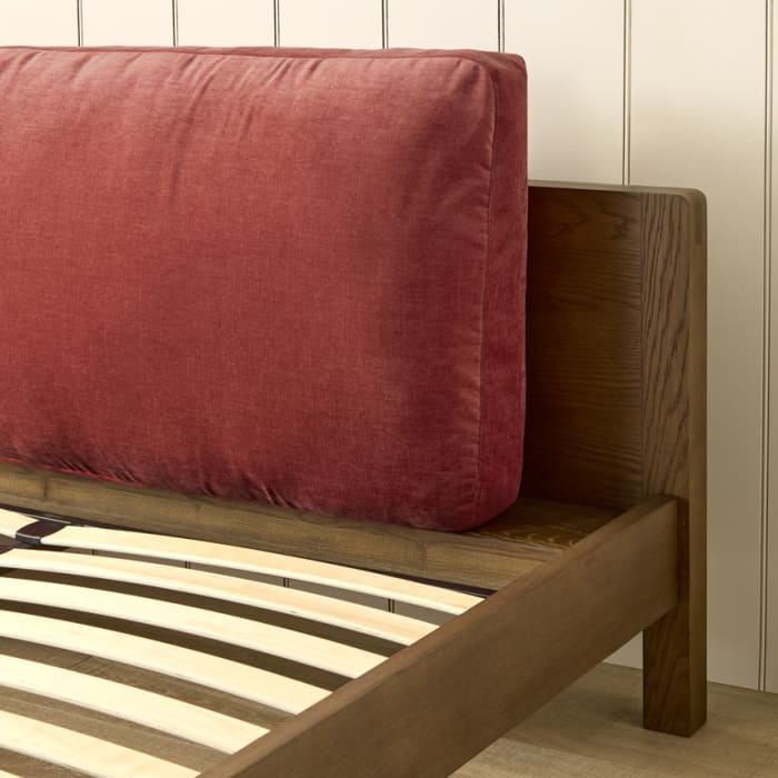 SLUMBERBATCH BED DARK OAK TOFFE APPLE CHENILLE 2