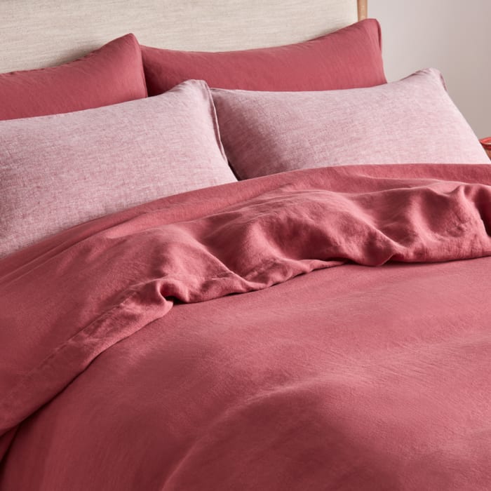 662978 lazy linen duvet pink 03 007