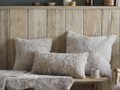 SHEARLING SCATTER 003 D WEB recol