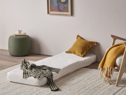 Flip Flop Foldaway Bed in Waxed Jacket Green Linen