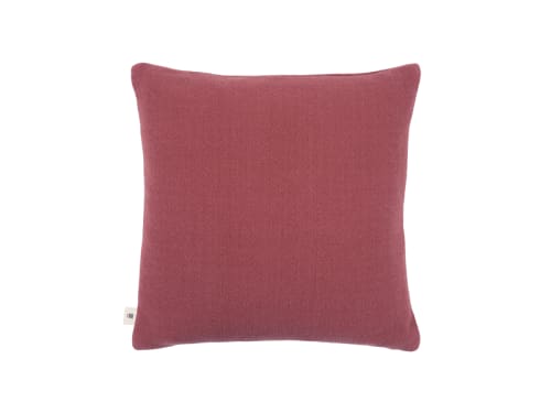 Nuzzler Merino Wool Cushion 43 x 43 cm in Dark Pink