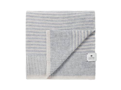 Easy Knit Blanket in Cosy Grey